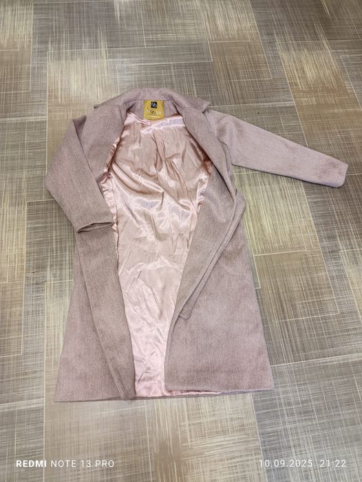 Продам кашемировые женское пальто