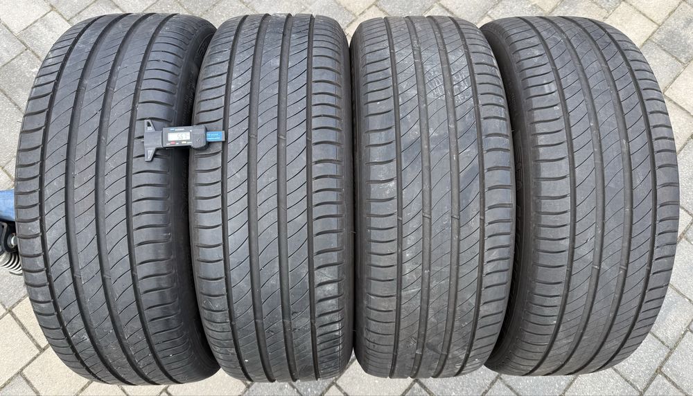 Oryginał felgi Volvo R-design 5x108 7,5J ET50 XC40 XC60 235/55R18 lato