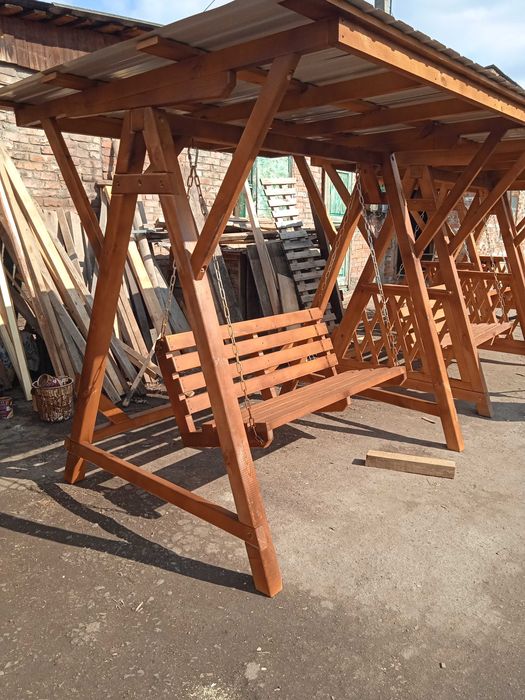 Гойдалка дерев'яна