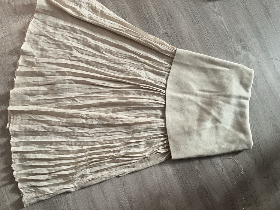 Продам спідницю zara