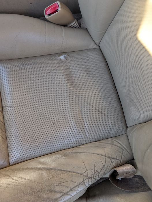 Czarny Cadillac Sts 3.6 benzyna gaz lpg europa