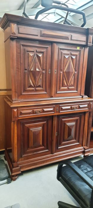 Drewniany kredensik  RATY