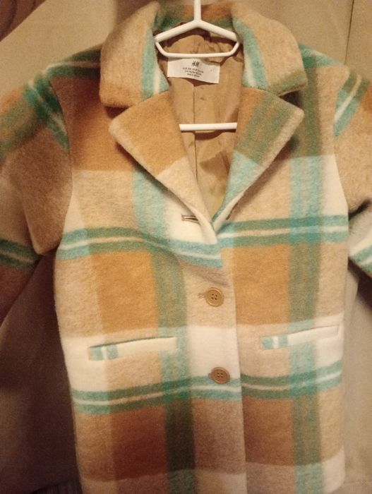 Новое пальто на девочку 98-104