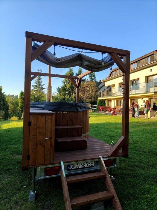 Mobilne jacuzzi na wynajem.