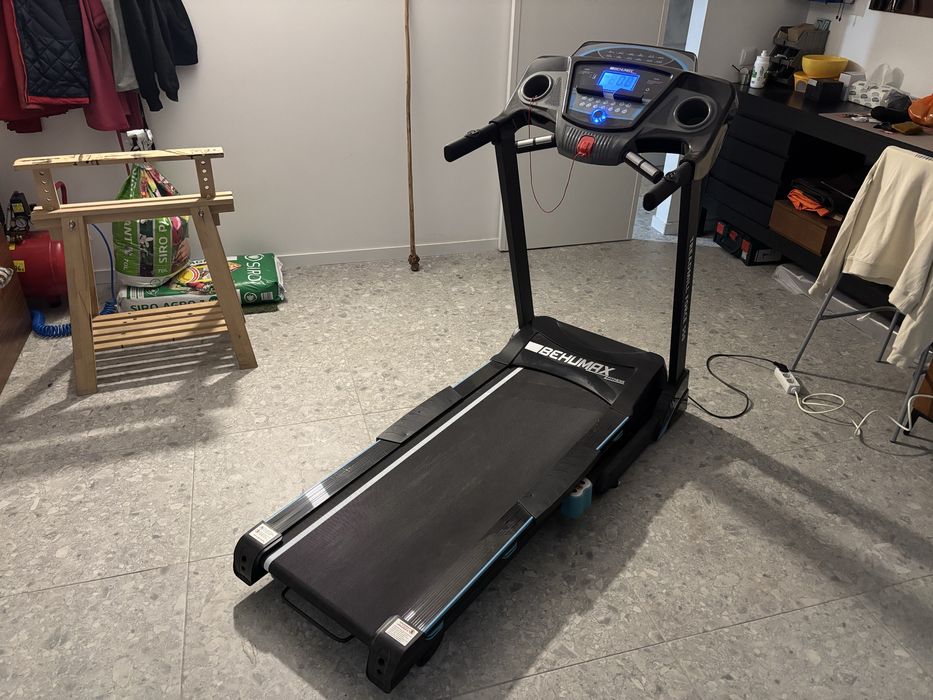 Passadeira BEHUMAX tredmill force 550