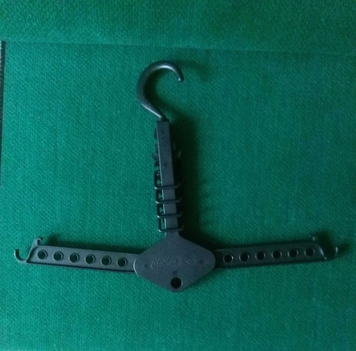 Продаю разное: ручки мебельн, вешалка-органайзер _от 14 грн.