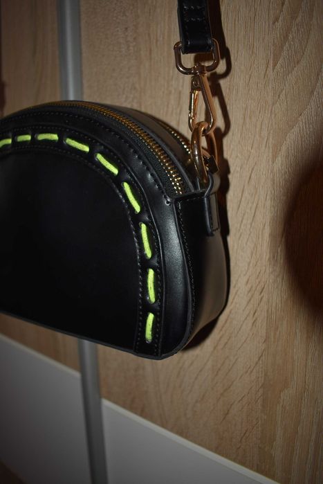 Topshop – czarna listonoszka