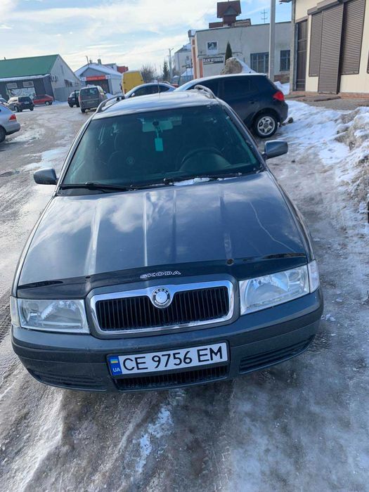 Продаю  автомобіль  Skoda Octavia