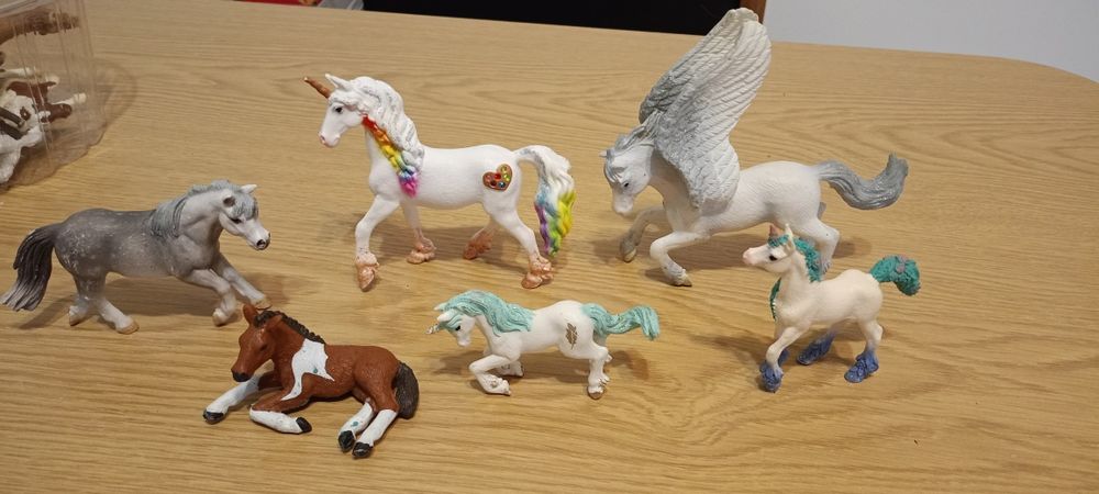 Фігурки schleich