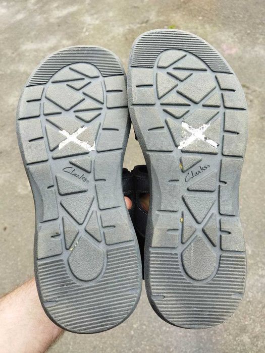 27-27,5см як нові шкіряні сандалі Clarks сандалии кожаные сандали