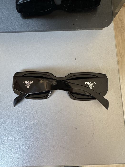 Okulary przeciwsłoneczne Prada