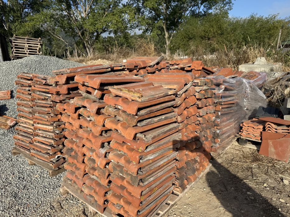 Telha Maraselha antiga