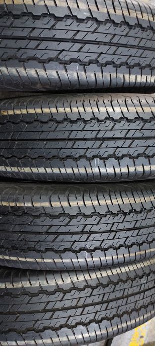 Pneus 195/80/15 novos e semi novos