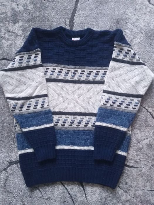 Sweter męski ciepły młodzieżowy.