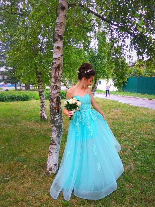 Продам вечірню сукню