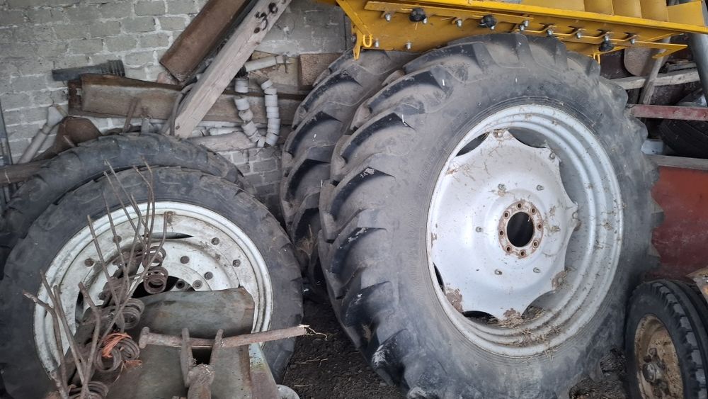 Kola do Fergusona i 16.9R38 2szt