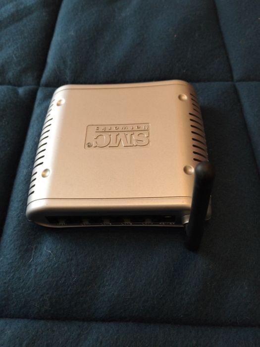 Switch SMC Networks de 5 portas