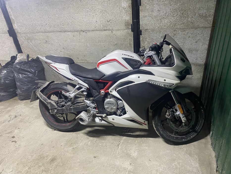 Продаю мото loncin 300 kb