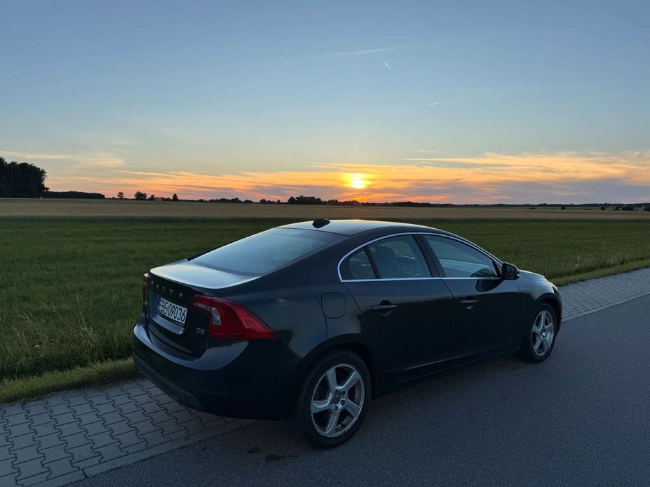 Volvo S60 Volvo S60 2010 2.0 D3 163KM 5-cylindrów