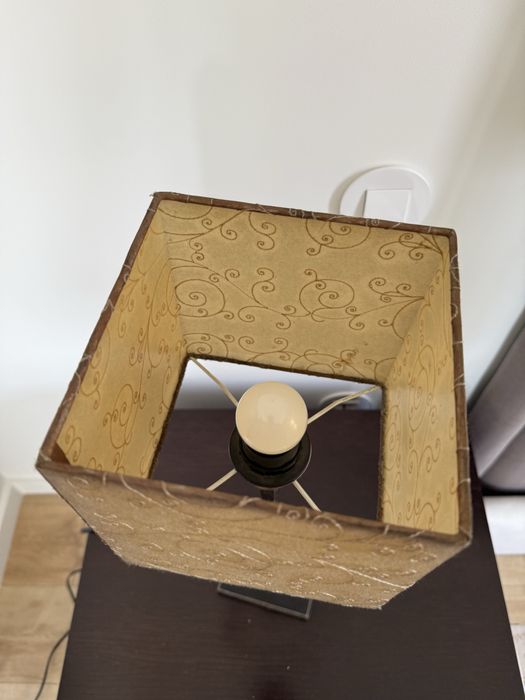 Candeeiro mesinha de cabeceira