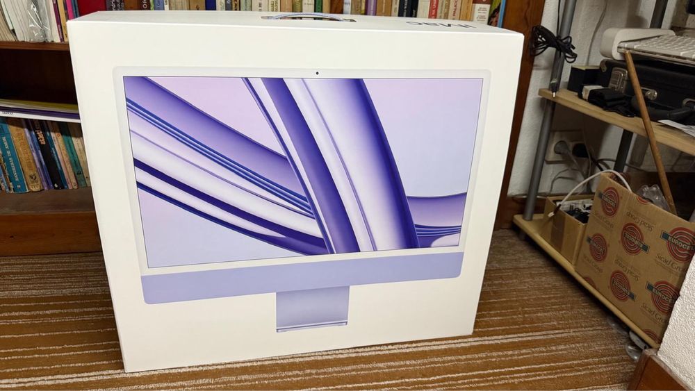 IMAC 24" M3 de 8 GB Ram e 256 GB SSD de cor azul purple de 12/2023