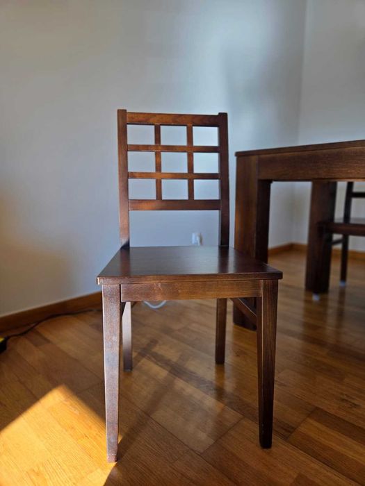 Conjunto mesa extensível + 4 cadeiras madeira nogueira