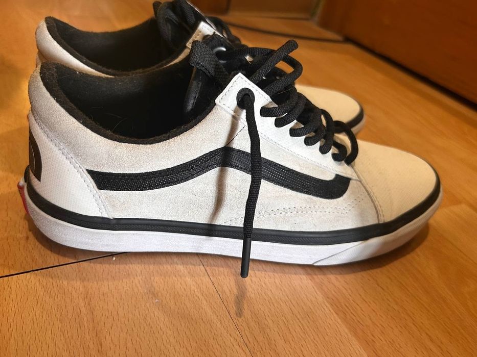 Mens Size 6.5 - Women's 8 VANS North Face x Old Skool MTE DX True Whit