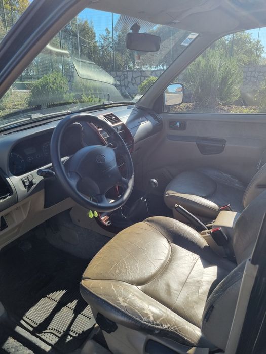 Terrano2 Longo 7 Lugares