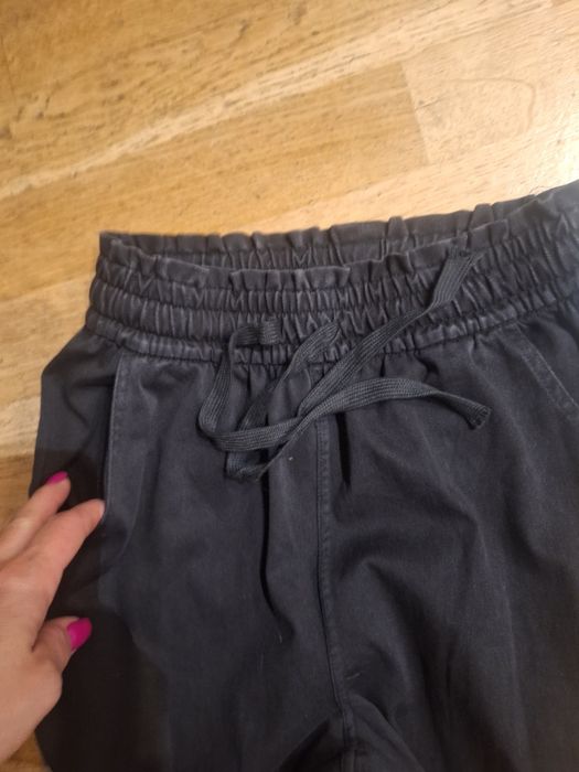 Czarne spodnie eleganckie/ sportowe S/M
