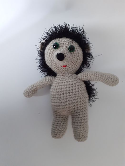 Pluszak jeżyk na szydełku hand made prezent Dzień Dziecka