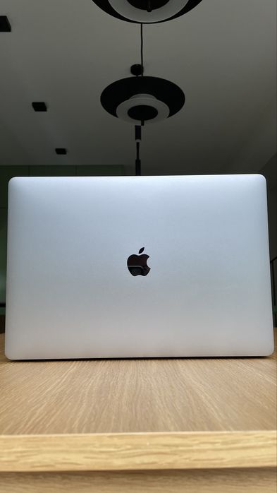 MacBook Pro 15’ 2016