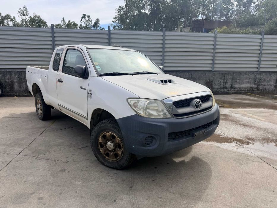 TOYOTA HILUX KING CAB 2.5 D4D 4X4 DE 2010 PARA PEÇAS