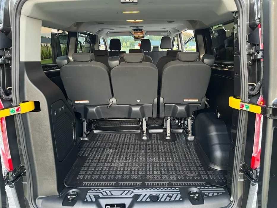 Wynajem Bus 9 osobowy Transit Custom LONG opł Winiety CZ AT SI