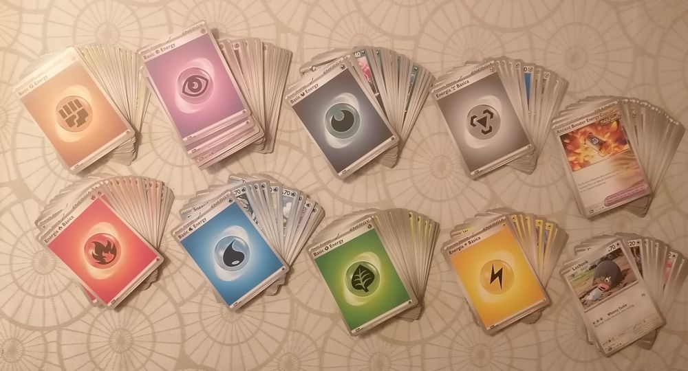 Cartas Pokémon Variadas