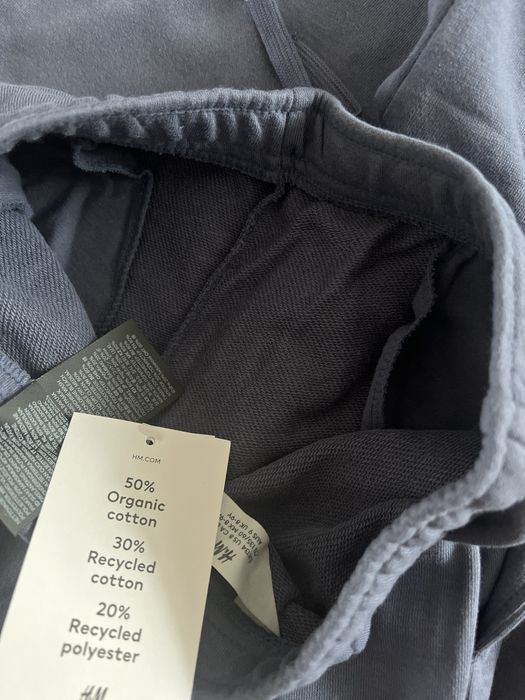Nowe spodnie dresowe basic z kieszeniami H&M r. 134 / 80% bawełna