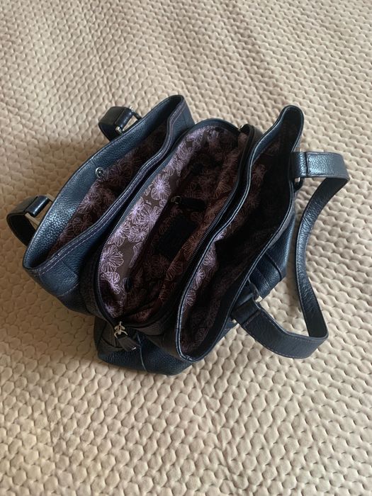 Granatowa torebka na ramię