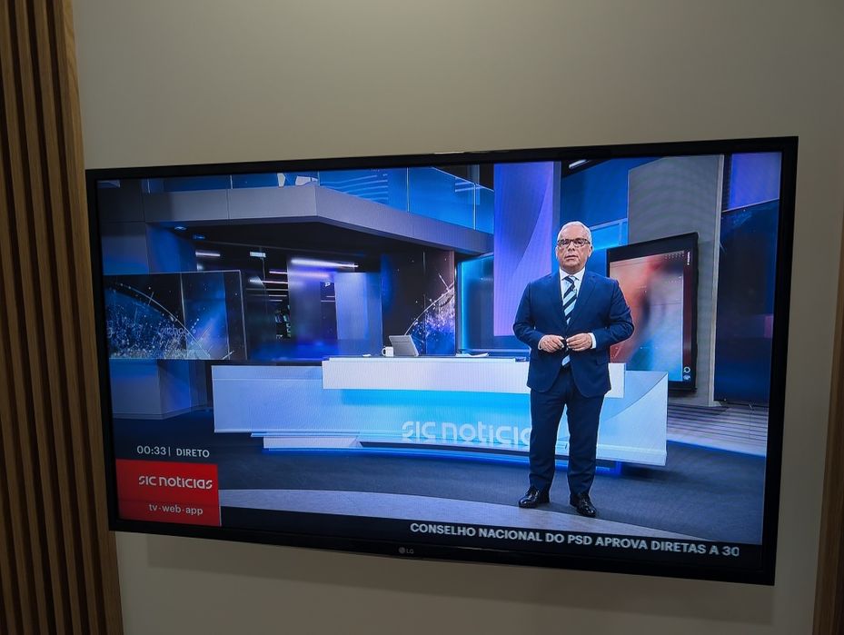 TV LG 43" LED Modelo 43LH570V-ZD