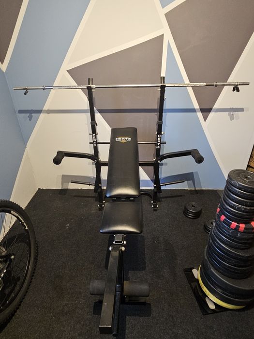 Ławka do ćwiczeń z obciążeniem 90kg