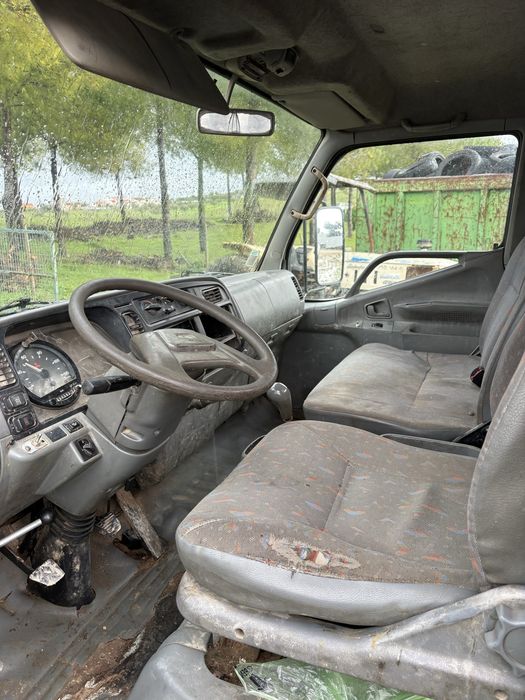 Mitsubishi canter fe 659 em chassi