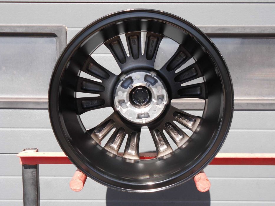 Felgi aluminiowe 16 5x114,3 OE Renault Zoe II Captur II Megane IV ryskitr