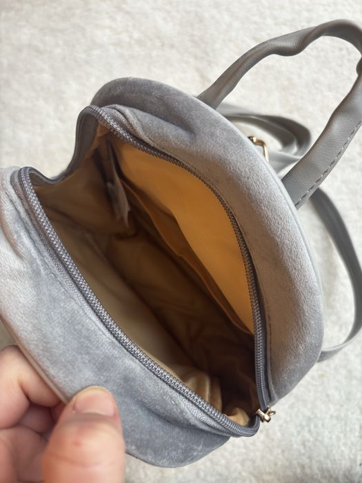 Mały plecak kot , stan idealny