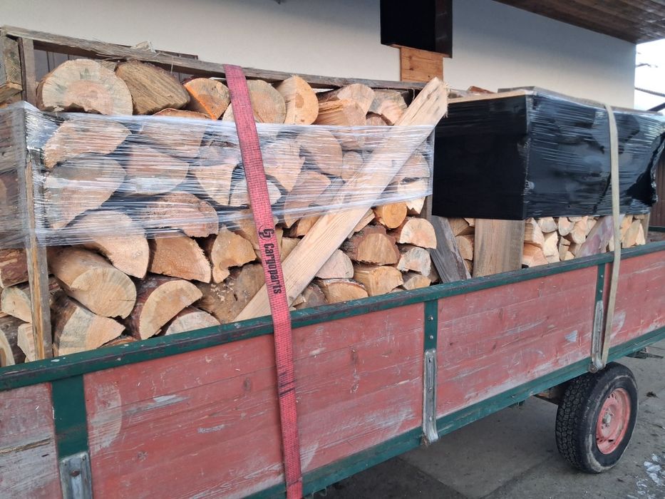 Sprzedam drewno rąbane i układane brzoza sosna