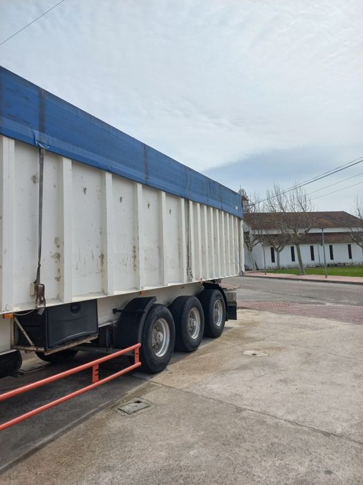 Granuleira Benalu 56m3