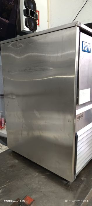 Máquina de gelo industrial ITV Q20C