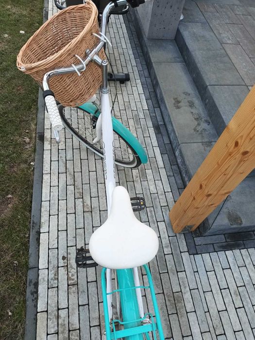 Rower damski z koszykiem