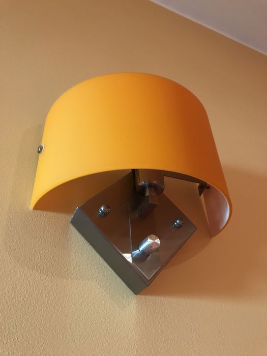 Cadeeiro de parede vidro fosco e aço inoxidavel regulador luz