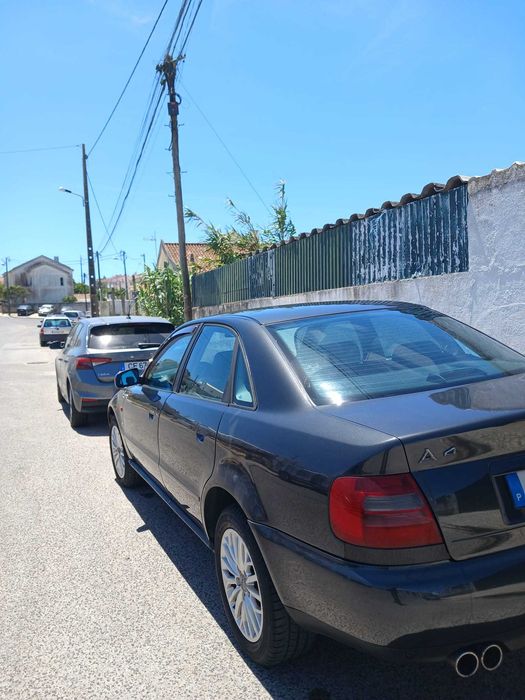Audi A4 110 CV 367000 Km 1900 Tdi