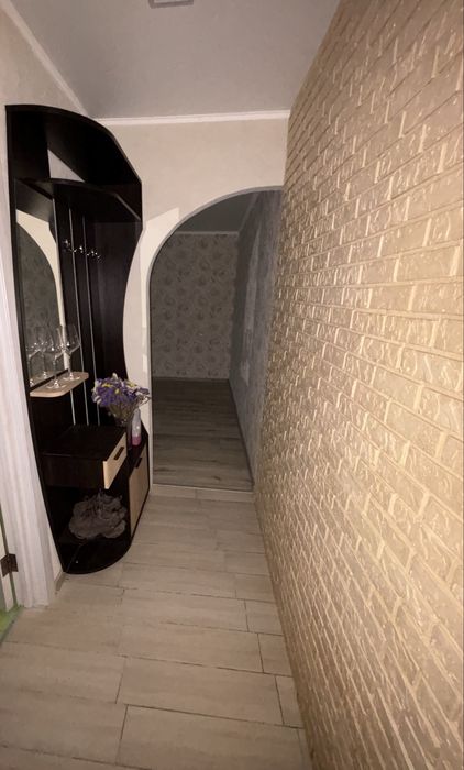 Продается 2-х комнатная квартира, район Юности