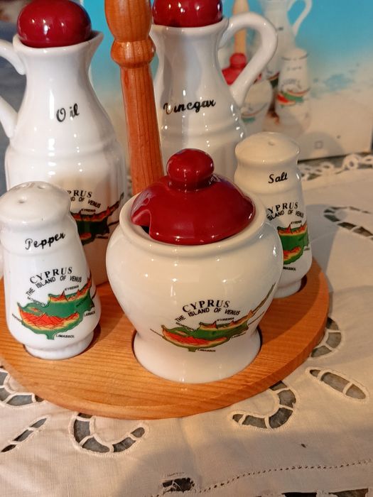 Набор кухонний для спецій , олії та оцту