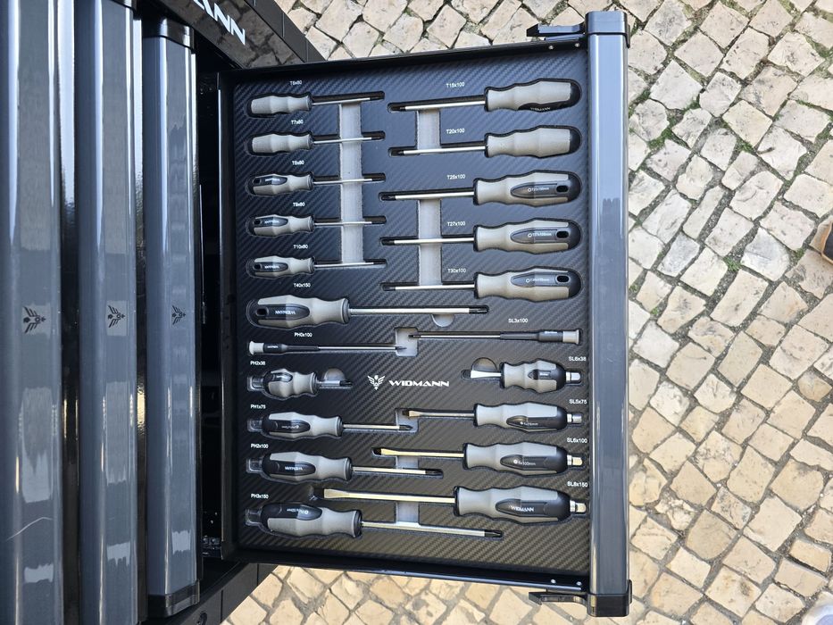 Pormação carrinho de ferramenta de 7 gavetase 6 completas novo